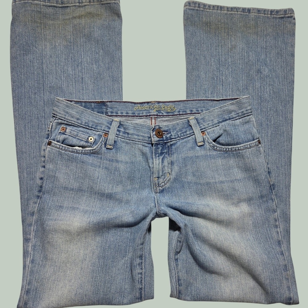 American Eagle Vintage Y2K Low Rise Bootcut Jeans Light Wash Hipster Fit 8 Reg
